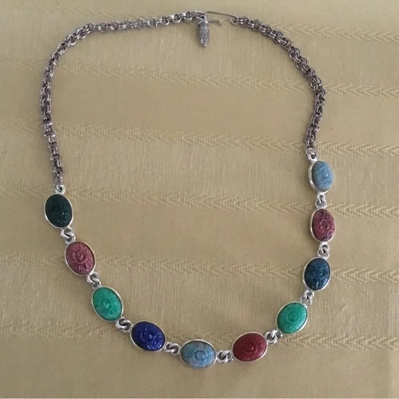 VINTAGE SILVER SCARABS NECKLACE 18” & CLIP EARRINGS - Picture 3 of 4